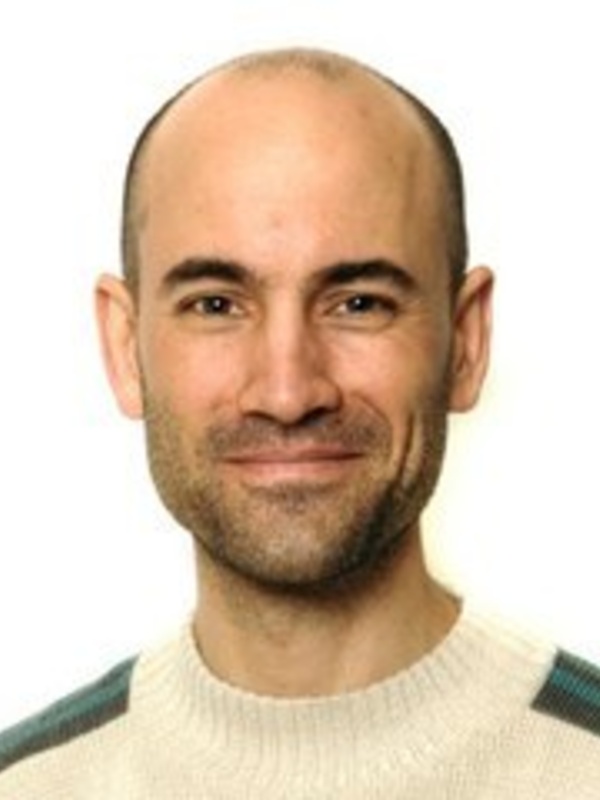  Robert Asher